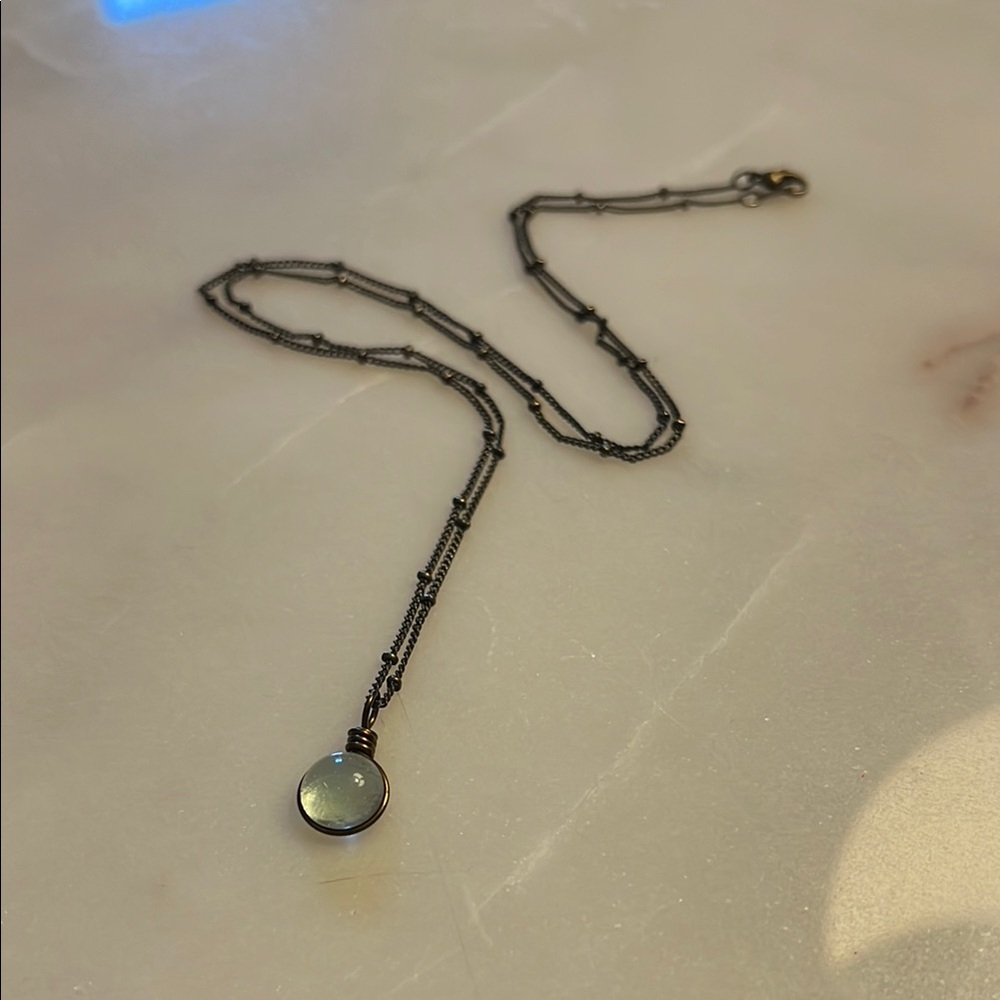 Elegant Silver Necklace with Moonstone Pendant